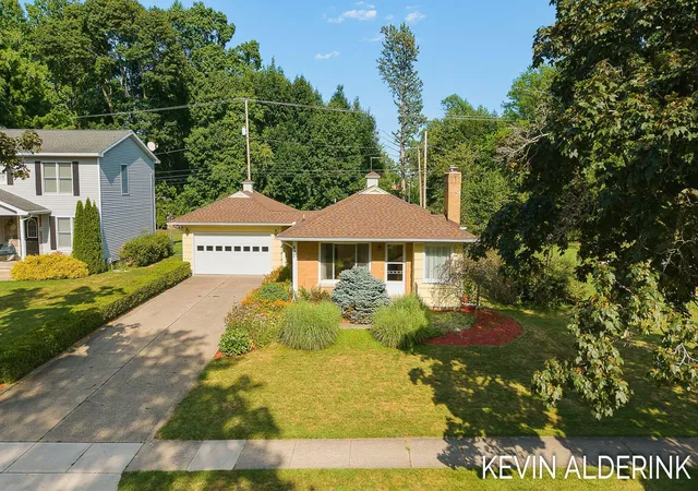 Photo 1 of Sale Pending at 627 Hall Blvd, Mason, MI 48854 | MLS# 71026040620 | Listing updated on 2026-08-09