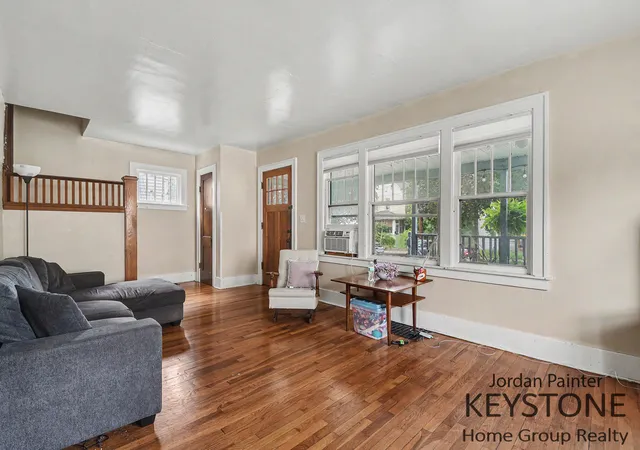 5th image of 128 Dale St Ne, Grand Rapids, MI 49505 | MLS# 65026040627
