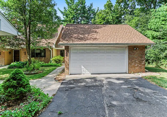 1st image of 723 Charlemagne Blvd, Battle Creek, MI 49017 | MLS# 64026040630
