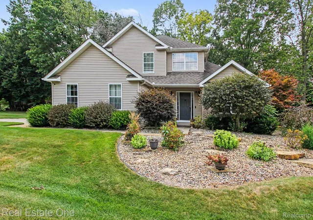 1st image of 7926 Forest Creek Ct, Whitmore Lake, MI 48189 | MLS# 20261061509
