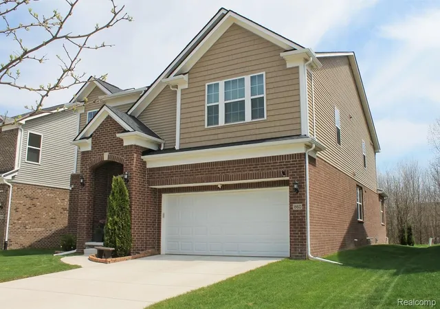 3rd image of 860 Backshore Dr, Canton, MI 48187 | MLS# 20261061511