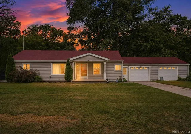 4th image of 5161 Parker Rd, Fort Gratiot, MI 48059 | MLS# 20261061513