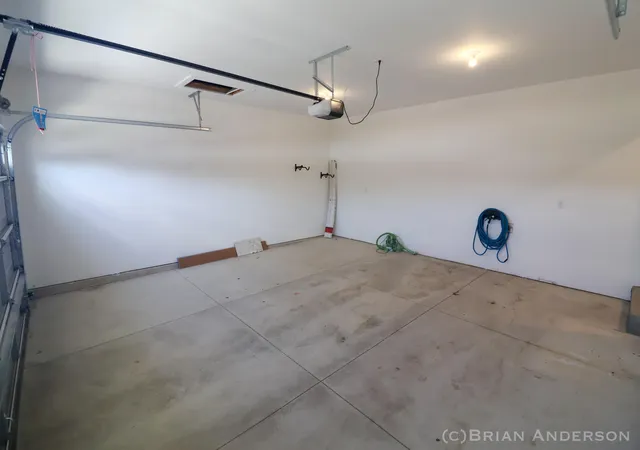 Listing Photo 2 - Condo for sale in building located at 1179 Stagecoach Dr, Byron Center, MI 49315 - Unit #