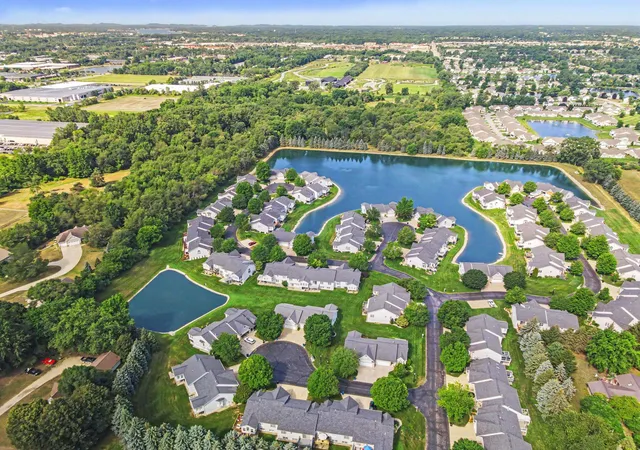 2nd image of 11286 Blue Heron Pkwy, Holland, MI 49424