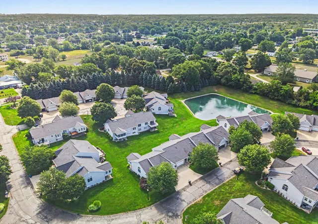 32nd image of 11286 Blue Heron Pkwy #24, Holland, MI 49424 | MLS# 71026040641