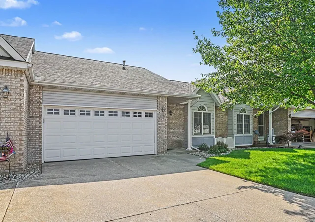 3rd image of 11286 Blue Heron Pkwy, Holland, MI 49424