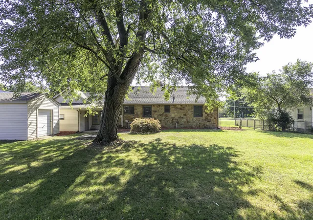 2nd image of 55132 M 51 N, Dowagiac, MI 49047 | MLS# 66026040644