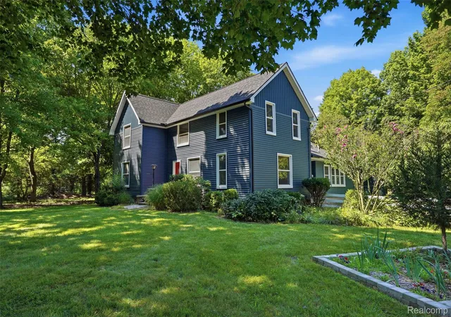 Photo 1 of Sale Pending at 8880 Cedar Lake Rd, Pinckney, MI 48169 | MLS# 20261061532 | Listing updated on 2026-09-15