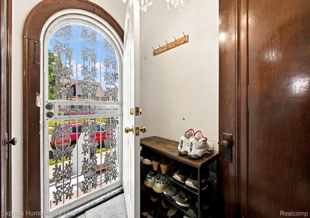 5th image of 5127 Harold St, Hamtramck, MI 48212 | MLS# 20261061542