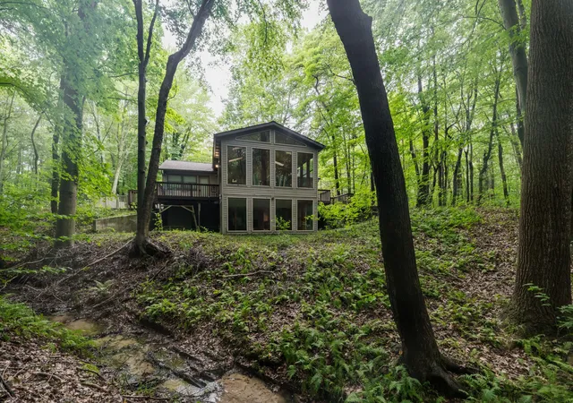 1st image of 6456 104th Ave, South Haven, MI 49090 | MLS# 69026040654