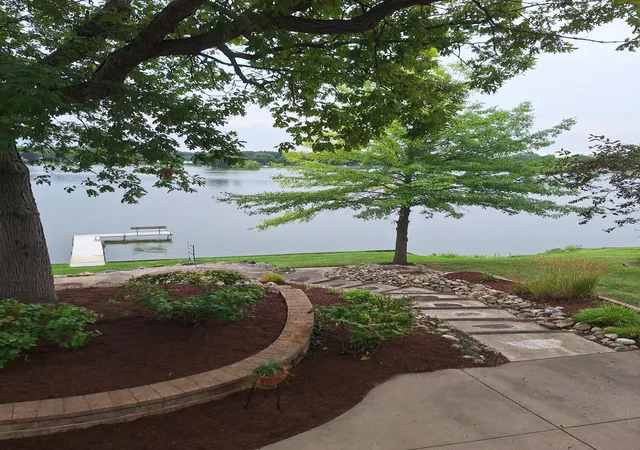 Photo 4 of Single family home for sale at 4240 Dawn Dr, Hillsdale, MI 49242 | MLS# 53026040660 | Listing updated on 2026-08-17