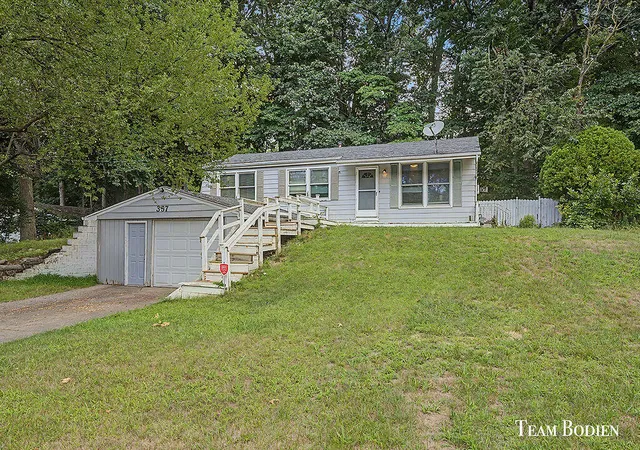 Photo 1 of Single family home for sale at 357 Mabel St Nw, Comstock Park, MI 49321 | MLS# 65026040657 | Listing updated on 2026-08-05