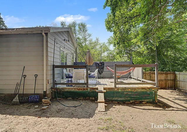 Photo 3 of Single family home for sale at 357 Mabel St NW, Comstock Park, MI 49321 | MLS# 65026040657 | Listing updated on 2026-08-05