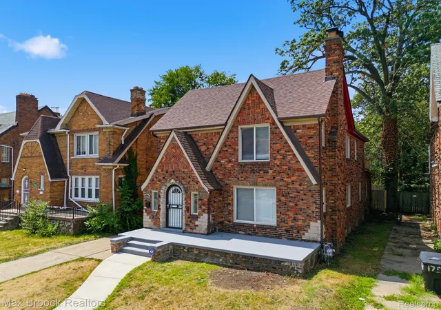 Photo 2 of Single family home for sale at 17553 Roselawn St, Detroit, MI 48221 | MLS# 20261061551 | Listing updated on 2026-08-31