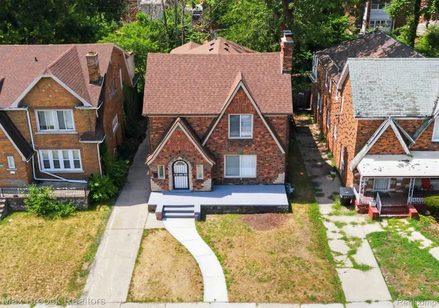 Photo 3 of Single family home for sale at 17553 Roselawn St, Detroit, MI 48221 | MLS# 20261061551 | Listing updated on 2026-08-31
