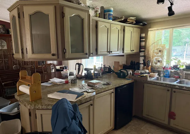 Photo 3 of Single family home for sale at 5692 E Loop Rd, Hesperia, MI 49421 | MLS# 71026040667 | Listing updated on 2026-08-19