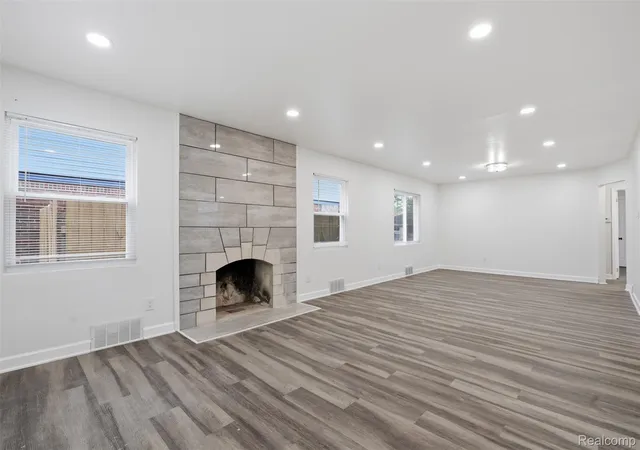 Photo 3 of Single family home for sale at 5200 Balfour Rd, Detroit, MI 48224 | MLS# 20261061559 | Listing updated on 2026-08-07