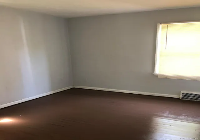 Photo 4 of Single family home for sale at 11635 Beaconsfield St, Detroit, MI 48224 | MLS# 20261061571 | Listing updated on 2026-09-24