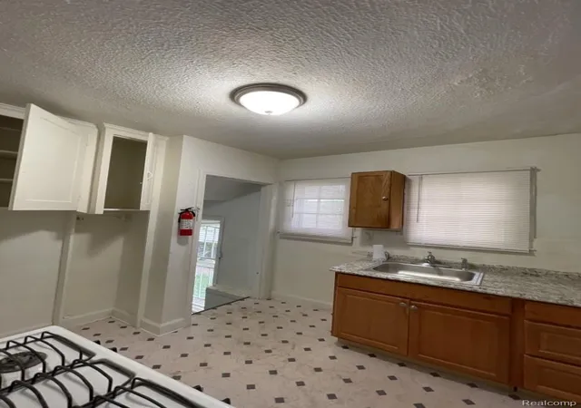 5th image of 9137 Birwood St, Detroit, MI 48204 | MLS# 20261061580
