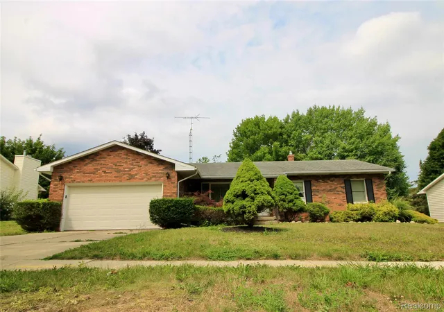 Photo 1 of Single family home for sale at 403 N Wickshire Ln, Durand, MI 48429 | MLS# 20261061589 | Listing updated on 2026-08-05