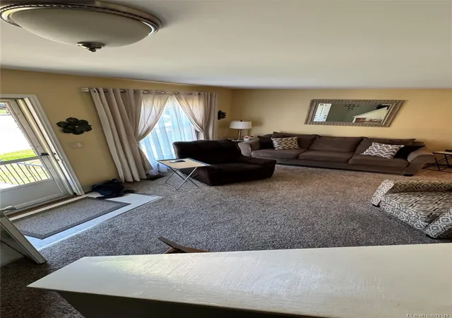 Listing Photo 4 - Condo for sale in building located at 37021 Charter Oaks Blvd, Clinton Township, MI 48036 - Unit #14