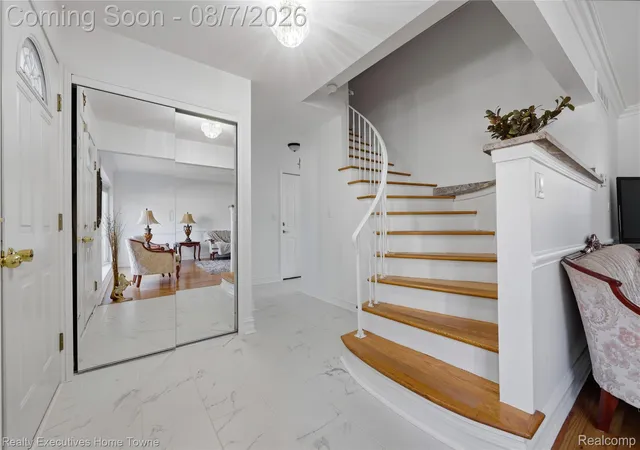 Photo 4 of Single family home for sale at 2986 Groves Dr, Sterling Heights, MI 48310 | MLS# 20261061594 | Listing updated on 2026-09-05