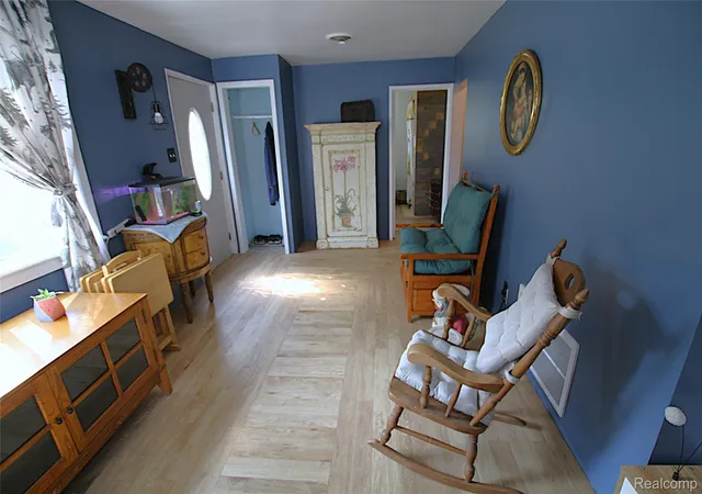 Photo 4 of Single family home for sale at 5349 E Carpenter Rd, Flint, MI 48506 | MLS# 20261061603 | Listing updated on 2026-09-11