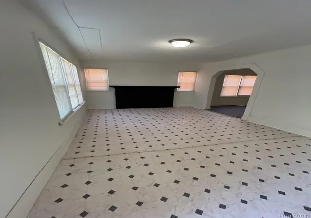 5th image of 14560 Santa Rosa Dr, Detroit, MI 48238 | MLS# 20261061602