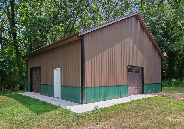 2nd image of 13801 32nd St, Gobles, MI 49055 | MLS# 69026040687