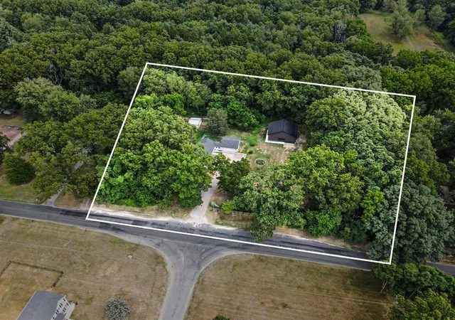 3rd image of 13801 32Nd St, Gobles, MI 49055 | MLS# 69026040687