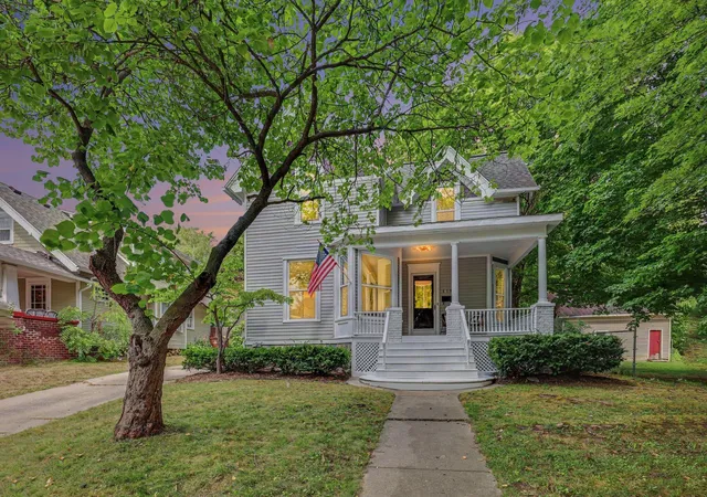3rd image of 118 N Jefferson St, Ionia, MI 48846 | MLS# 65026040678