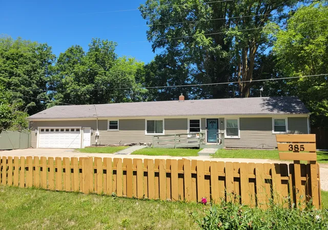 Photo 1 of Single family home for sale at 385 92nd Street Sw, Byron Center, MI 49315 | MLS# 65026040693 | Listing updated on 2026-09-01