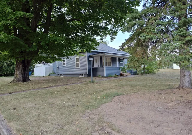 5th image of 301 E Angel Ave, Barryton, MI 49305 | MLS# 65026040689