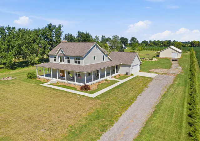 Photo 1 of Single family home for sale at 72820 Russ Rd, Richmond, MI 48062 | MLS# 81026040682 | Listing updated on 2026-08-22