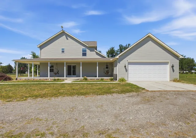 Photo 3 of Single family home for sale at 72820 Russ Rd, Richmond, MI 48062 | MLS# 81026040682 | Listing updated on 2026-08-22
