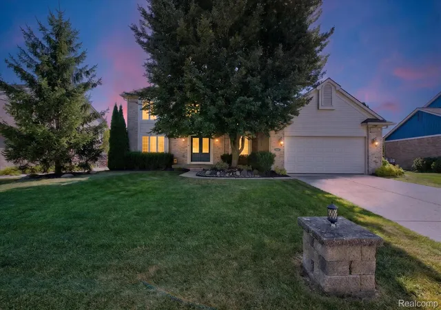 Photo 1 of Sale Pending at 22649 Foxmoor Dr, Novi, MI 48374 | MLS# 20261061607 | Listing updated on 2026-08-29