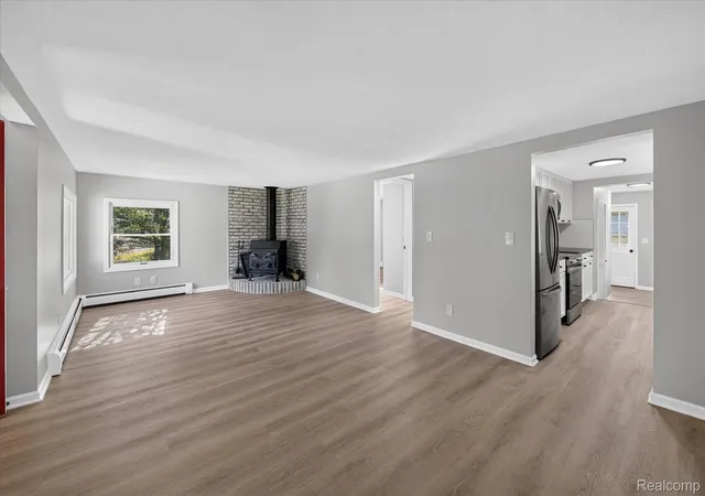 5th image of 124 E Lafayette St, Milford, MI 48381 | MLS# 20261061610