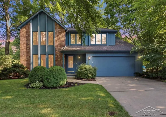 1st image of 2305 Plymouth St, Midland, MI 48642 | MLS# 61050217459