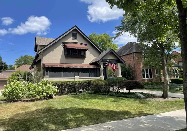1st image of 1352 Grayton St, Grosse Pointe Park, MI 48230 | MLS# 58050217463