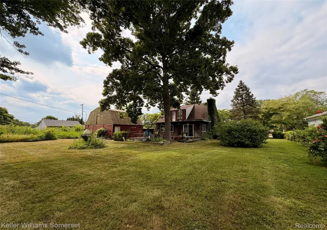 Photo 3 of Single family home for sale at 20695 Huntington Ave, Harper Woods, MI 48225 | MLS# 20261061619 | Listing updated on 2026-09-20