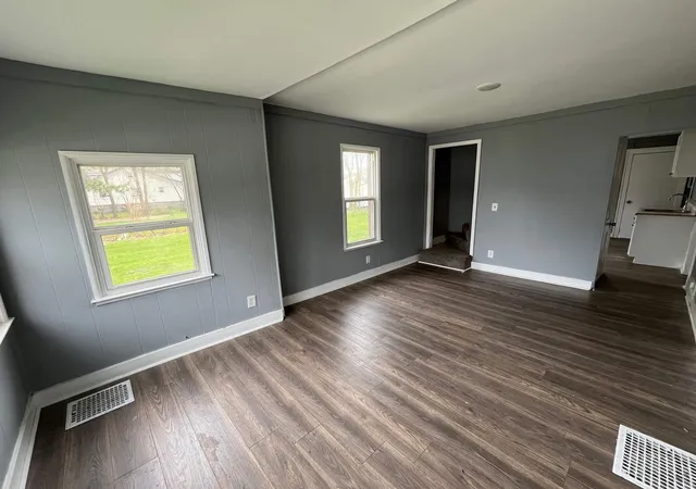 Photo 3 of Single family home for sale at 8086 Jackson Ave, Warren, MI 48089 | MLS# 5050217469 | Listing updated on 2026-08-20