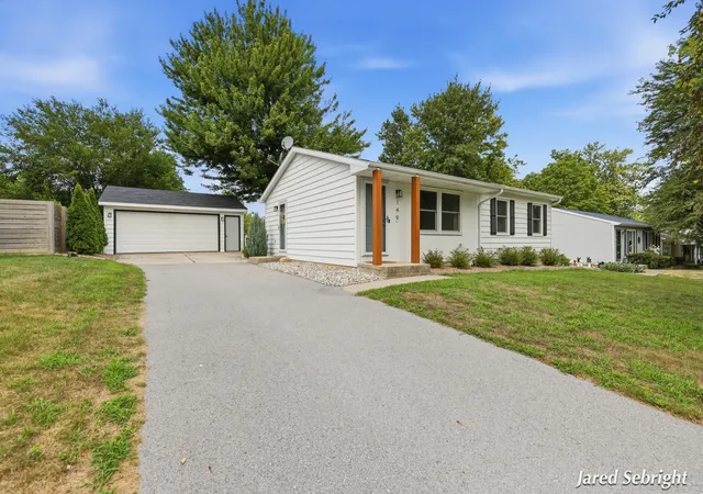image of 149 Loch Lomond Ave Ne, Grand Rapids Charter Township Kent, MI 49546 | MLS# 65026040702
