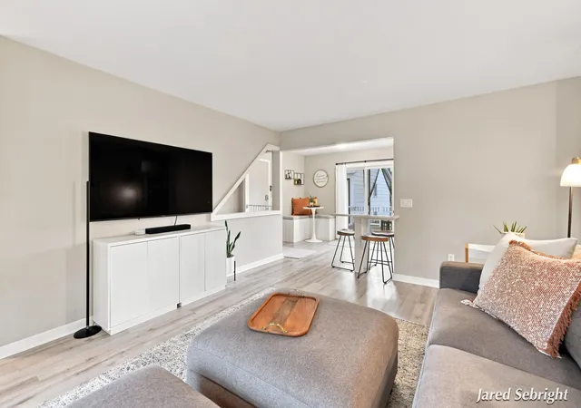 image of 149 Loch Lomond Ave Ne, Grand Rapids Charter Township Kent, MI 49546 | MLS# 65026040702
