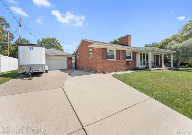 2nd image of 1780 N Trenton Dr, Trenton, MI 48183 | MLS# 20261061637
