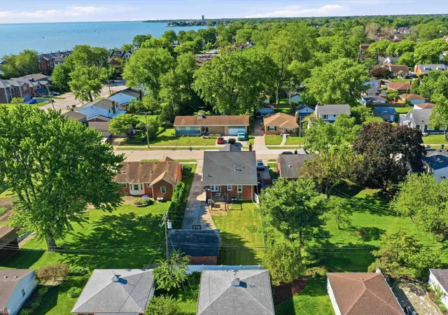 39th image of 22823 Visnaw St, Saint Clair Shores, MI 48081 | MLS# 58050217472