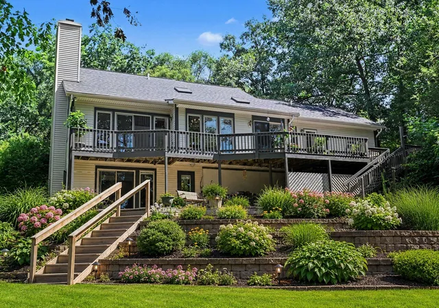 1st image of 201 Scenic View Dr, Niles, MI 49120 | MLS# 69026040708