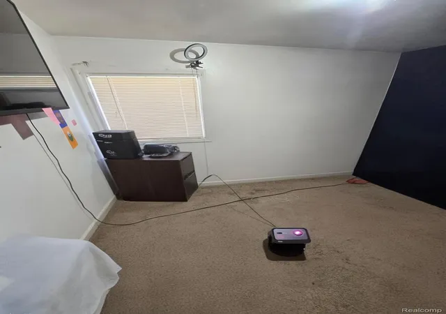 6th image of 8611 Auburn St, Detroit, MI 48228 | MLS# 20261061654