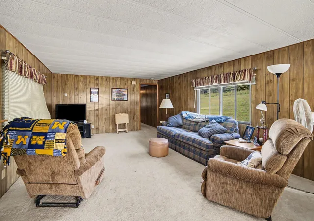 2nd image of 2937 Lena Dr, Ludington, MI 49431 | MLS# 67026040715