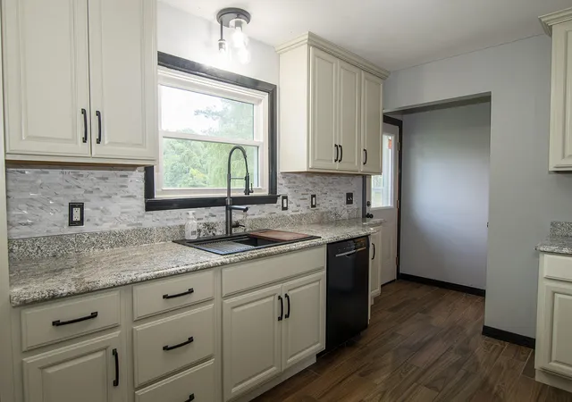 4th image of 965 E Remus Rd, Mount Pleasant, MI 48858 | MLS# 71026040717