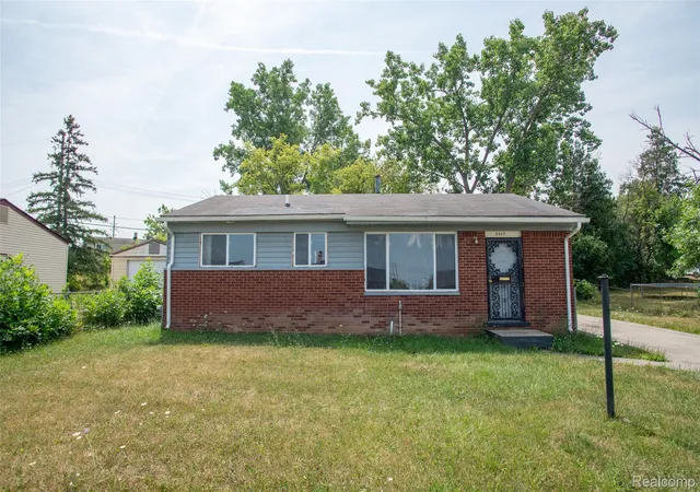 1st image of 2045 Flamingo Dr, Mount Morris, MI 48458 | MLS# 20261061663